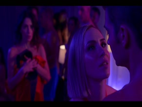 SARAH SHAHI in SEX/LIFE (2021-)