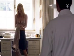 ANDREA SAWATZKI in HELEN, FRED UND TED (2006)