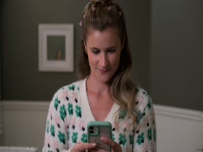 JENNA BOYD NUDE/SEXY SCENE IN ATYPICAL