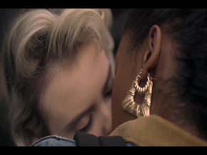 HAILEY KILGORE,ANNABELLE ZASOWSKI NUDE/SEXY SCENE IN POWER BOOK III: RAISING KANAN