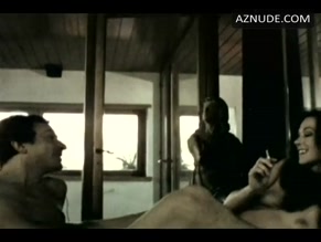 DANIELA SURINA in OPEN LETTER TO THE EVENING NEWS (1970)