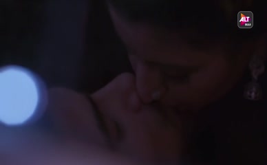 JOLLY BHATIA NUDE/SEXY SCENE IN GANDI BAAT