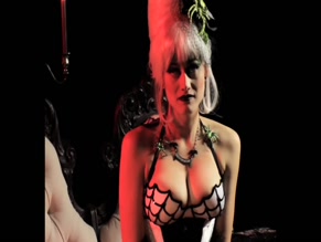 OLIVIA TAYLOR DUDLEY in MONSTER MACHINE (2013)