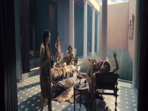 CLAUDIA BLACK NUDE/SEXY SCENE IN SPARTACUS: HOUSE OF ASHUR