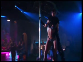 DEMI MOORE in STRIPTEASE(1996)