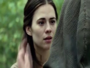 HAYLEY ATWELL in THE PILLARS OF THE EARTH (2010)