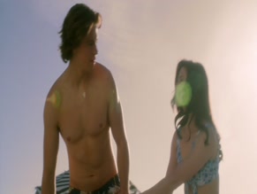 MEGANNE YOUNG NUDE/SEXY SCENE IN THE KISSING BOOTH 2