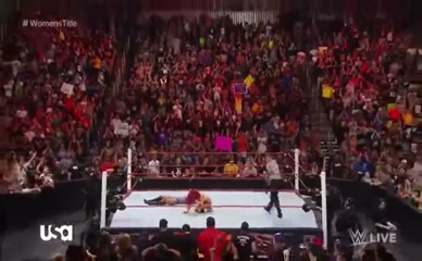 SASHA BANKS in Wwe Monday Night Raw