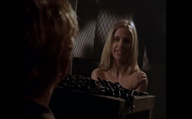 SARAH MICHELLE GELLAR in Buffy The Vampire Slayer