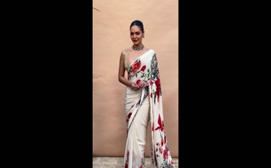 ESHA GUPTA in Esha Gupta Hot Videos