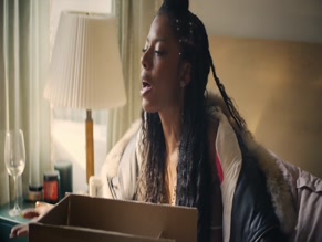 RACHEL SENNOTT in I LOVE LA (2025)