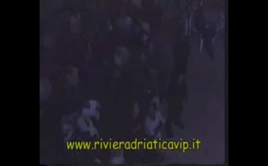 EVA HENGER NUDE/SEXY SCENE IN EVA HENGER NUDE