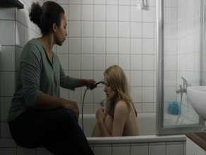 CAROLINE PETERS in KALT IST DIE ANGST (2017)