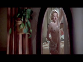 PENELOPE ANN MILLER NUDE/SEXY SCENE IN CARLITO'S WAY