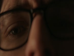 MAYA ERSKINE NUDE/SEXY SCENE IN PEN15