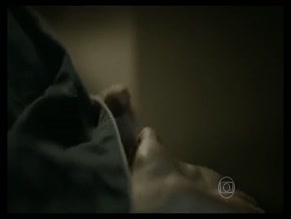 PAOLLA OLIVEIRA in FELIZES PARA SEMPRE? (2015)