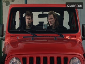 LAUREN BURCH in LETTERKENNY