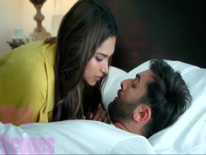 DIVYA AGARWAL in RAGINI MMS RETURNS (2017)
