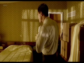 LAUREN LEE SMITH in THE SHAPE OF WATER (2017)