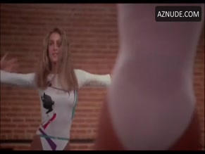 SARAH JESSICA PARKER in GIRLS JUST WANT TO HAVE FUN