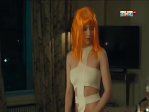 ALINA LANINA in SASHATANYA (2013)