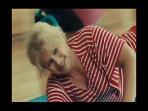 ALINA LANINA in SASHATANYA (2013)