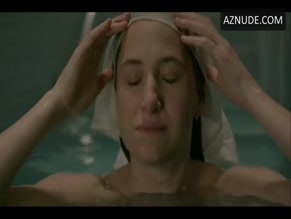 KATHRYN HAHN NUDE/SEXY SCENE IN TRANSPARENT