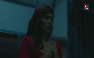 RUSHALI ARORA NUDE/SEXY SCENE IN GANDI BAAT