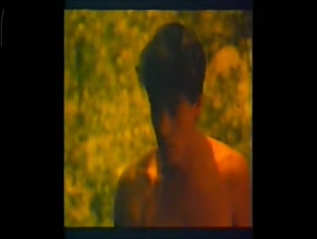 KATJA BIENERT in EL LAGO DE LAS VIRGENES (1982)