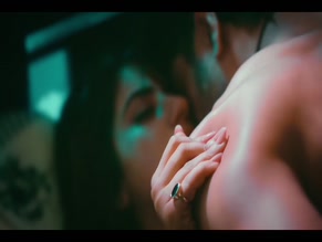 AKANKSHA PURI in HASRATEIN (2022)