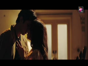 NIDHI SINGH in DARK 7 WHITE