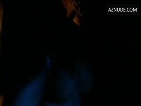 LINNEA QUIGLEY NUDE/SEXY SCENE IN DEADLY EMBRACE