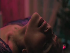 SHRUTI BAPNA in MEDICALLY YOURRS (2019)