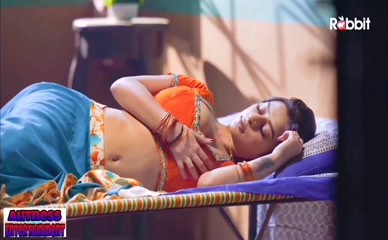 ANKITA DAVE,SUHANA KHAN,PRIYANKA UPADHYAY NUDE/SEXY SCENE IN MATKANI KE MATKE
