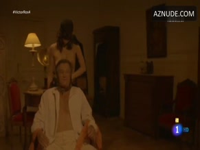 BERTA HERNANDEZ in VICTOR ROS (2015-)