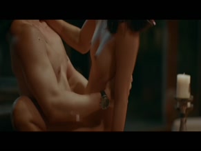 DENISE ESTEBAN in KARA KRUS (2022)