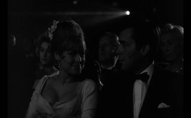 JULIE CHRISTIE NUDE/SEXY SCENE IN DARLING