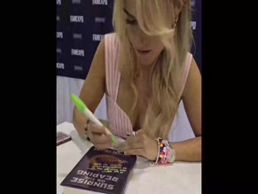 MCKENNA GRACE in MCKENNA GRACE CLEAVAGE AT FAN EXPO CHICAGO