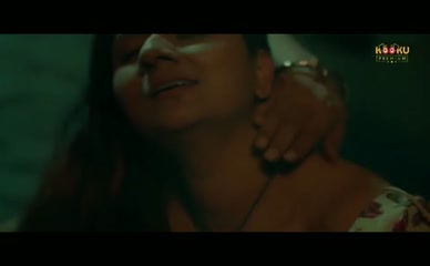 PUJA JOSHI NUDE/SEXY SCENE IN BUBBLEPUR