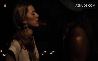 LAVERNE COX,ELLA RAE PECK NUDE/SEXY SCENE IN THE EXHIBITIONISTS