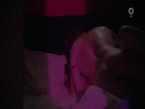 EMMA JANE in AM ABEND ALLER TAGE (2017)