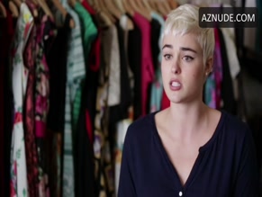 STEFANIA FERRARIO in EMBRACE (2017)