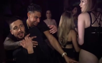 AMBER HAYES NUDE/SEXY SCENE IN JERSEY SHORE: FAMILY VACATION