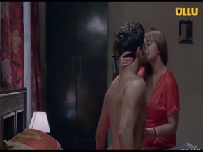 IRRA SONI in CHARMSUKH (SAUDA)