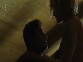 ROSALIE THOMASS in RUFMORD