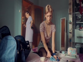 DASHA VERESHCHAGINA NUDE/SEXY SCENE IN GOSTYA