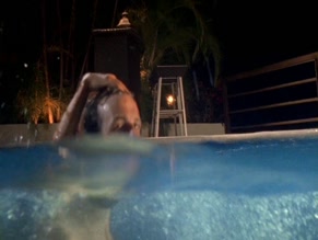 PAOLA NUNEZ in LOVE ON A WEEKEND (2010)