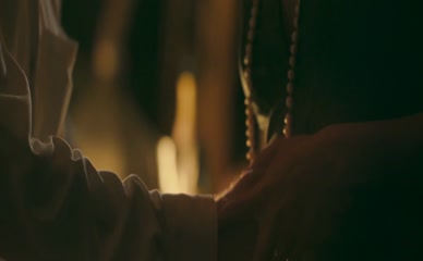 ANA DE ARMAS NUDE/SEXY SCENE IN EDEN