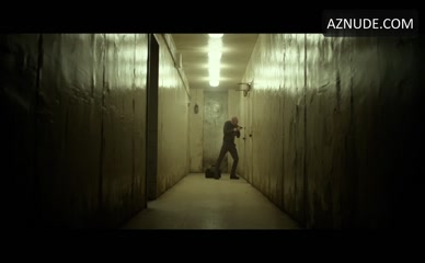 HALEY LU RICHARDSON NUDE/SEXY SCENE IN SPLIT