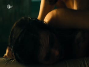 SABRINA REITER in SPUREN DES BOSEN: BEGIERDE